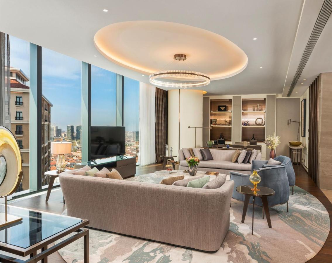 Address Istanbul Hotel Luaran gambar The living room of a three-bedroom apartment
