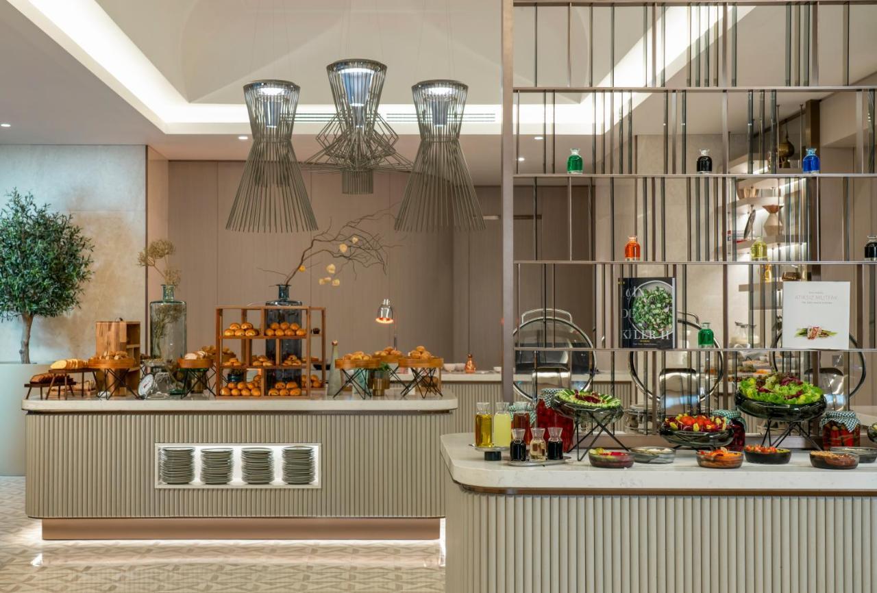 Address Istanbul Hotel Luaran gambar The buffet at the hotel